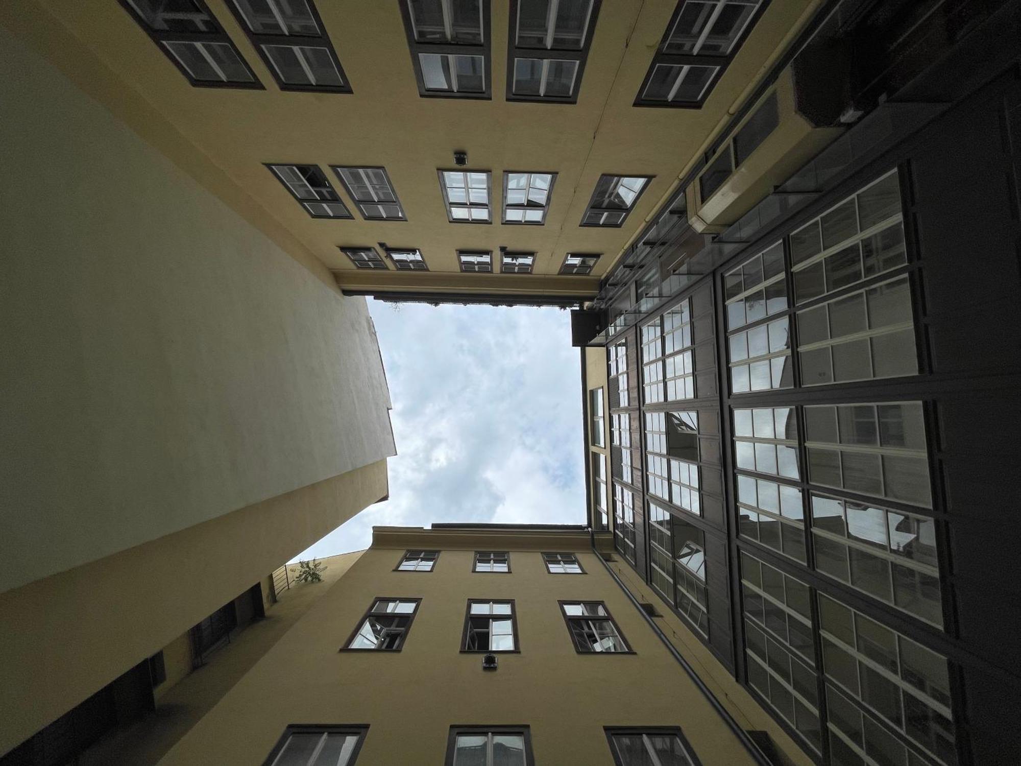 Grand Viceroy Apartments - Gothic Tower View Prága Kültér fotó